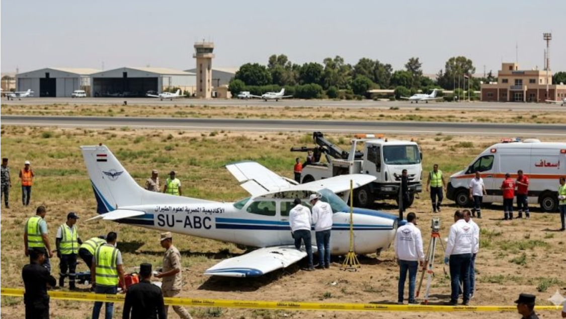 تفاصيل تدخل بطولي لطاقم إسعاف 797 في حادث سقوط طائرة تدريب